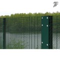 Welded wire mesh fencing