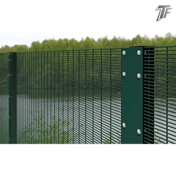 Panneau de clôture de treillis métallique soudé 76.2 × 12.7mm