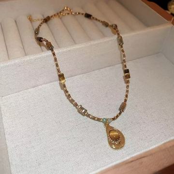 Collana di pietra per occhi tigre rotonda retrò - collana di lusso leggera di fascia alta