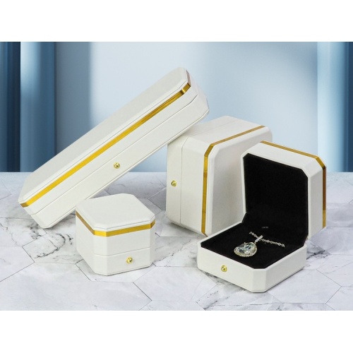 Gold Clasp Octagonal Jewelry Box in PU Leather