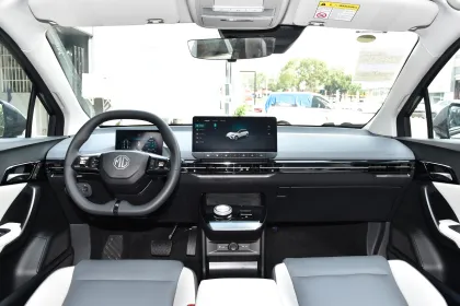 MG4 Mulan 2023: Cheap Compact Sedan - New Energy Electric Vehicles in Stock