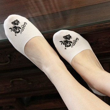 Calcetines de zapatos de tacón alto de las mujeres calcetines de barco