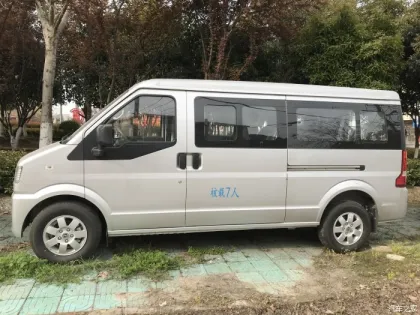 Dongfeng DFSK C56 Comfort 112HP Medium Passenger Van, Truck, Bus and Mini Bus for Public Transportation - For Sale