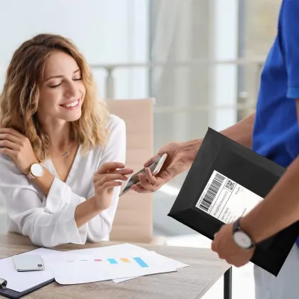 Custom Compostable Poly Mailer Bags Biodegradable Postage Bags 6x9 Envelopes - Green with Logo