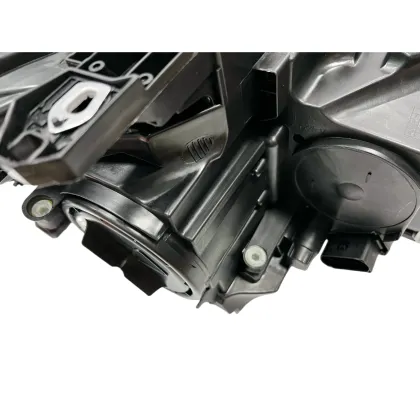 MercedesBenz CLA Series LED and Xenon Headlights