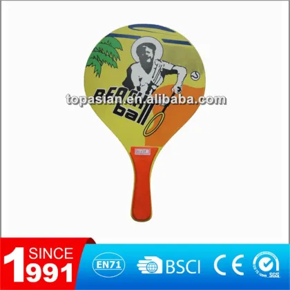 Beach tennis paddle
