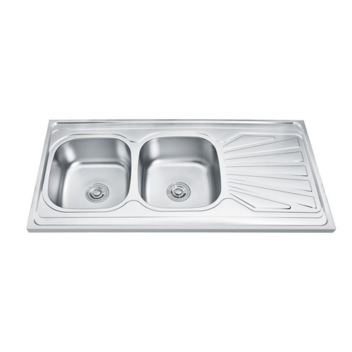 Edelstahlspüle mit zwei Waschbecken