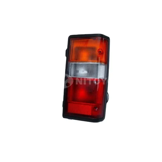 NITOYO OEM R B6550-01N00 L B6555-01N00 Car Rear Tail Lamp for E24 1987
