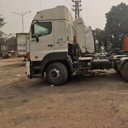 Used Hino 700 6X4 400HP Leaf Spring Suspension Trucks Secondhand Truck Tractor Head