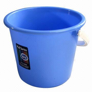 Plastic Bucket with the handle, durable and available in different sizes, ideal for home/hotel use