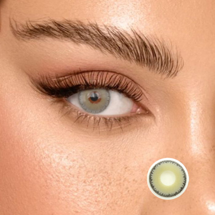 Wear makeup with colored contact lenses every year