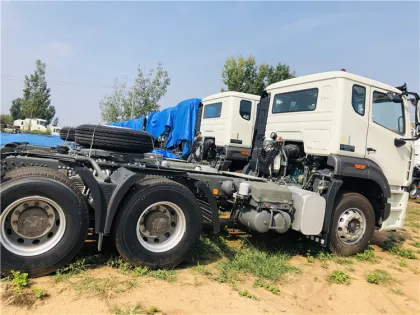 Sinotruk HOWO N7 Haohan 420 HP Tractor Truck