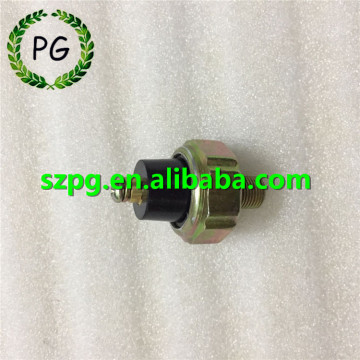 कुबोटा इंजन के लिए D722 तेल दबाव सेंसर 15841-39010