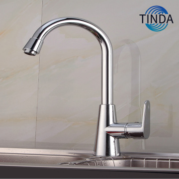 高品質の金属の時代を超越したデザインキッチン蛇口