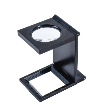 Tessuto a tripla scala in metallo 10x portatile vetro ingranditore con puntatore