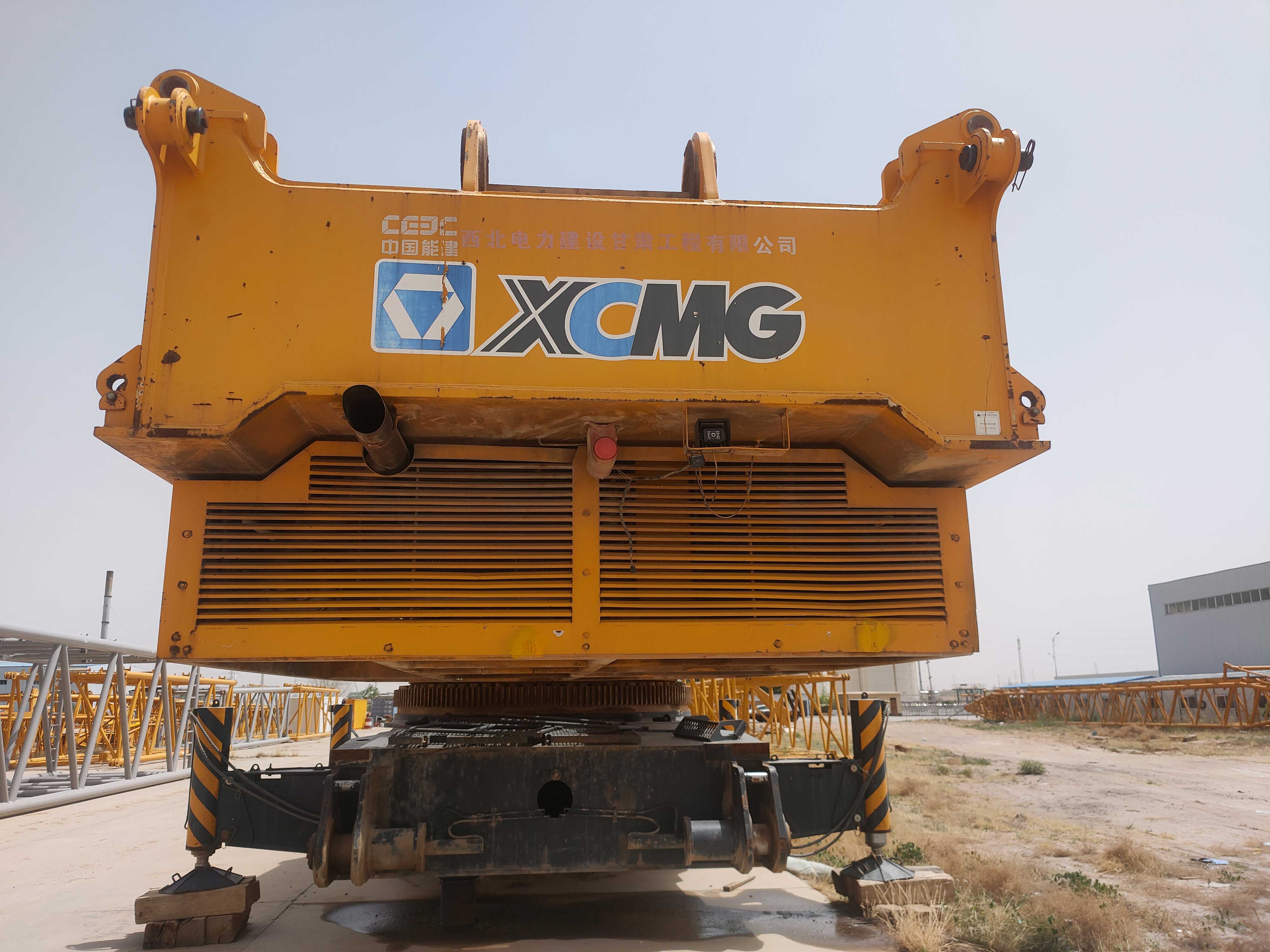 650-ton-unit-with-climate-resistant-cab