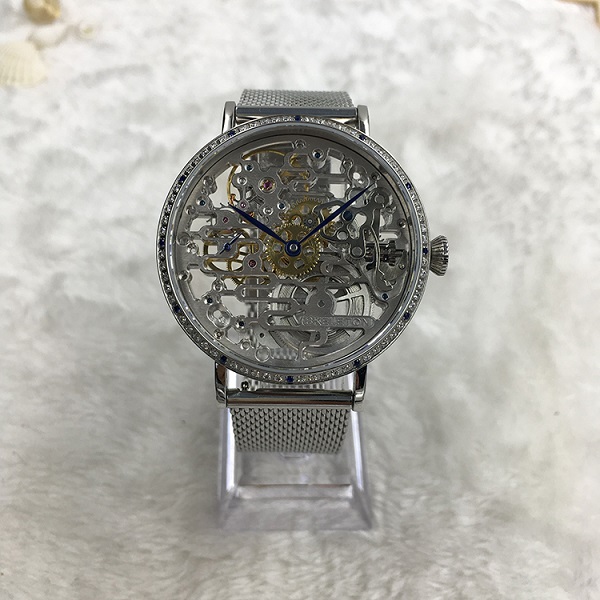 Skeleton designed mechanical watch