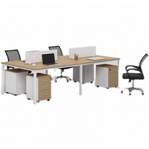 Mesa de escritório para funcionários com estrutura de aço