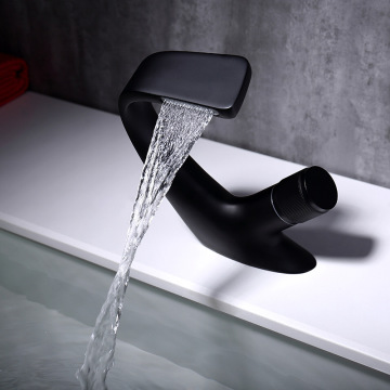Artistic Simple Hot and Cold Water Basin Faucet