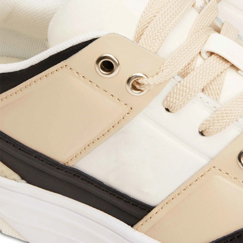 Modern Men's Comfortable Casual Sneakers in Bright Tones