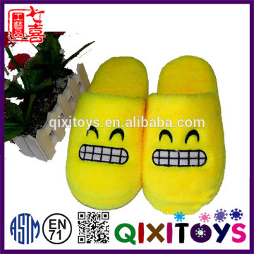 Newest design wholesale cute design kids slippers from china emoji best selling wholesale cute design kids slippers from china