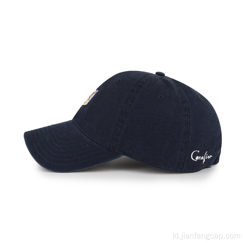 topi ayah biru tua unisex dengan logo bordir