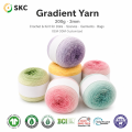 Gradiente fantasia acrílico misturado fio 200g 3mm tingido crochê boneca cachecol saco de vestuário super macio anti-pilling oem odm anel girado skc