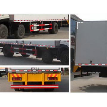 Dongfeng Tianlong 6X2 Refrigerator Box Truck