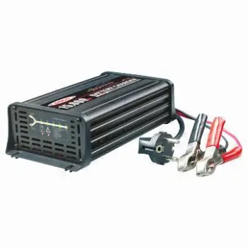 CE/CB/RoHS 7-stage Automatic In-car Chargers, 5A/12V for Lead-acid and Gel Batteries
