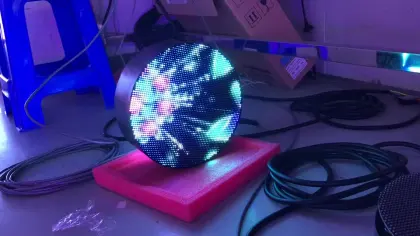Donut Circle Indoor Logo Using Led Diaplsy Screen