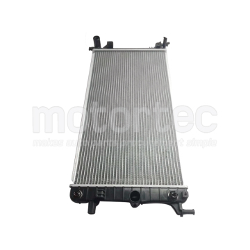 Code OE de refroidisseur d'eau de radiateur de qualité d'origine pour Roewe RX5 2.0T Radiateur Auto Pièces