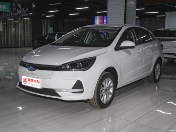 2024 CHERY ARRIZO E：455kmのモビリティ版を備えた最高価格の白いコンパクト電気車 - アゼルバイジャン