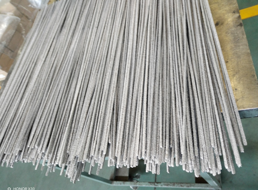Tungsten carbide na puno ng welding rod