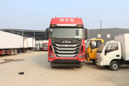 JAC refrigerator van truck for meat and fish