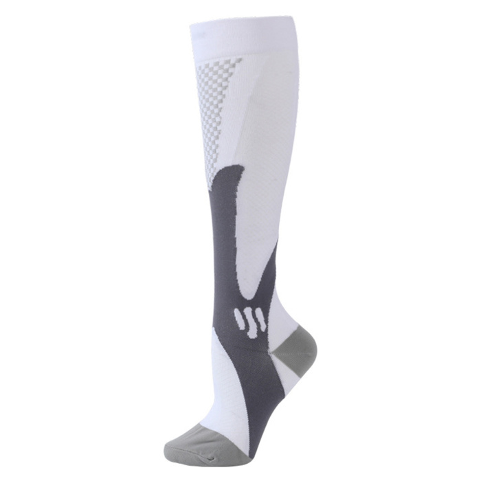 Meias esportivas de alto desempenho que absorvem a umidade