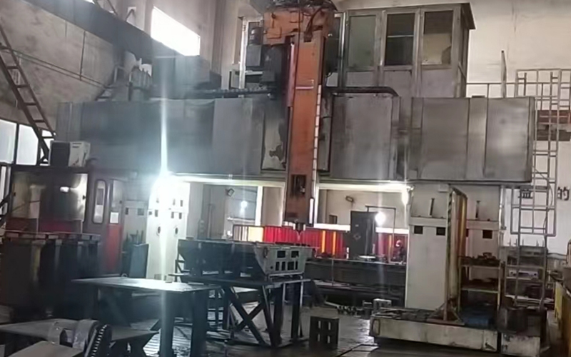 CNC gantry mobile milling and boring machine-1