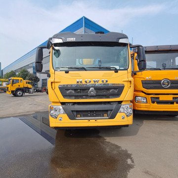 Sinotruk HOWO 10 Tons Flatbed Truck with Crane