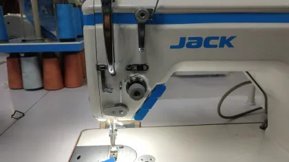 NO.1 Top Selling Jack A4E Lockstitch Industrial Sewing Machine