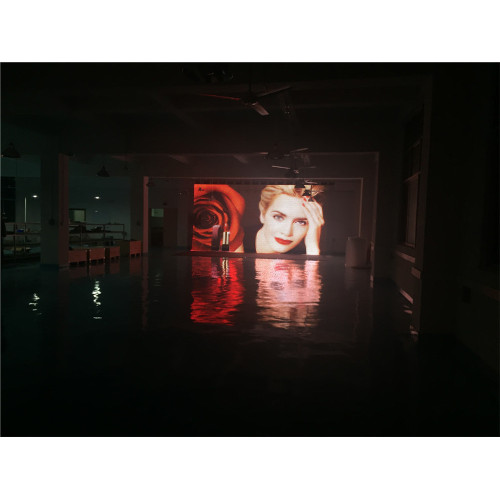 Dış Mekan Medya Duvarları Yüksek Şeffaflık LED Piksel Mesh