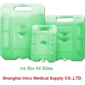 ice box / picnic ice box / camping ice box
