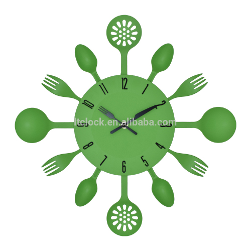 Forks&Spoons clock with silent movement