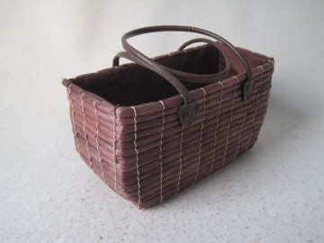 Natural Corn Husk Storage Basket with Handle