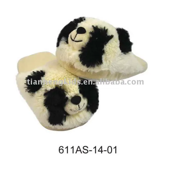 Plush Panda indoor slipper
