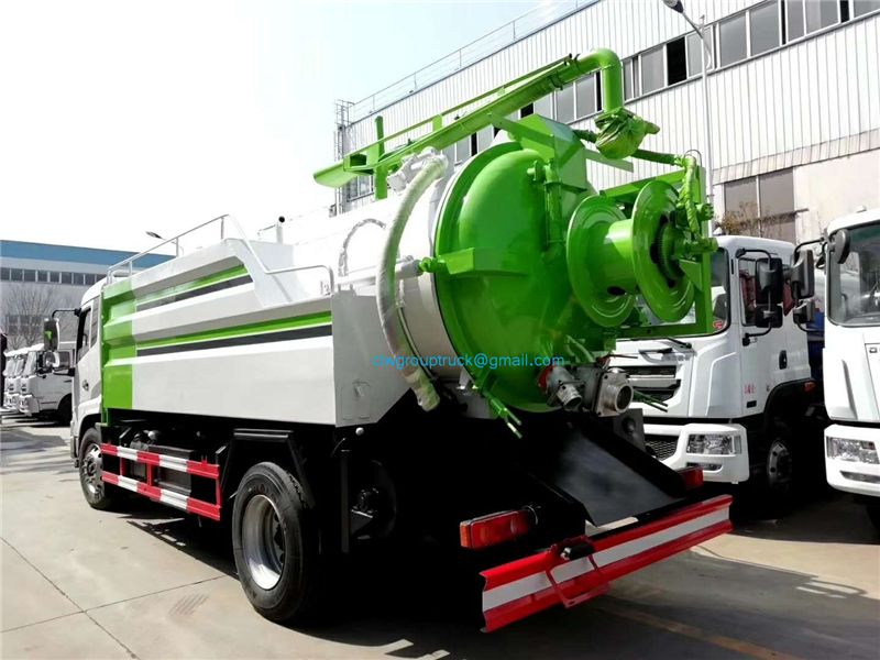 High Pressure Cleaning Suction Truck 3