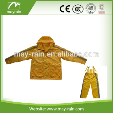 men rainsuit waterproof rainsuit polyester rainsuit