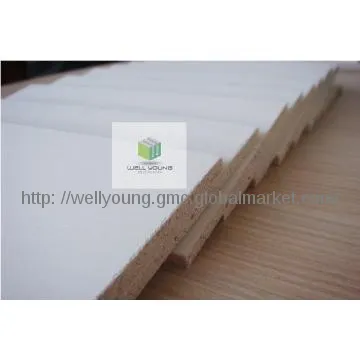 Glass magnesium board