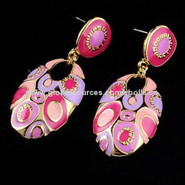 Fashionable Enamel Stud Earring, Available In Various Colors and Designs