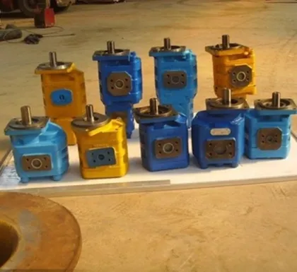 Hitachi 4181700 excavator pilot charging pump Gear Pump