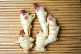 A bag Of Regular Ginger