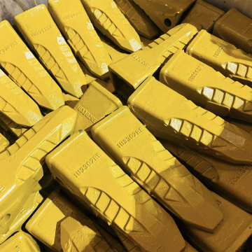 High Quality E200 E315 J300 Bucket Teeth & Excavator Tooth 1U3302RE